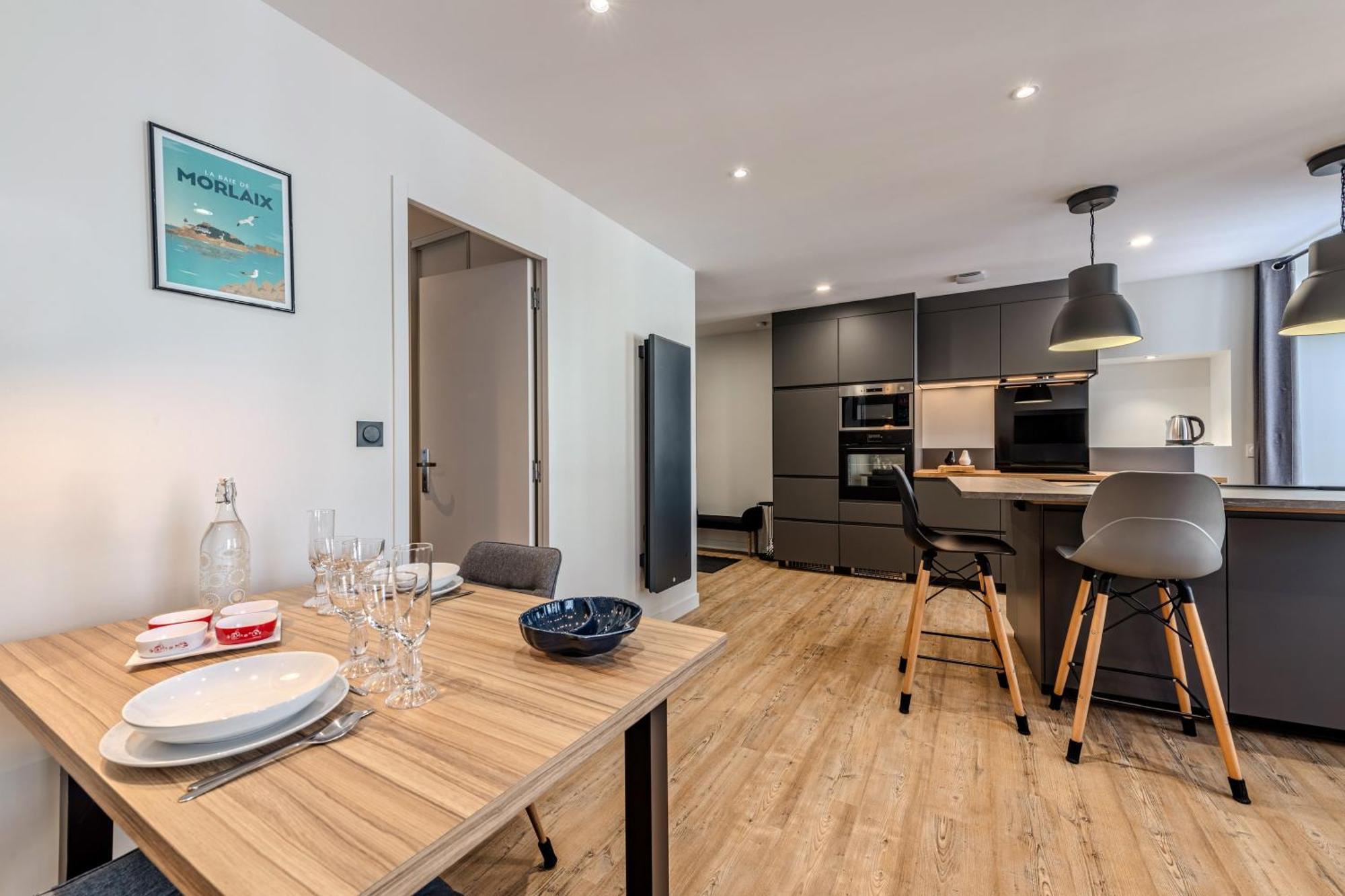Appartement Du Theatre Morlaix Esterno foto